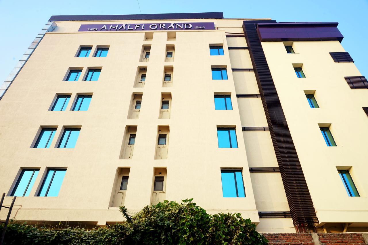 Hotel Amalfi Grand Patna  Habitación foto