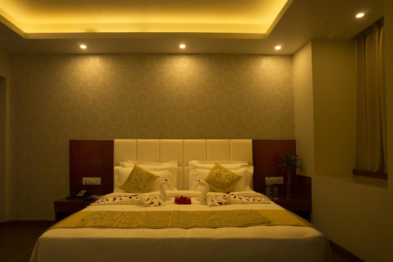 Hotel Amalfi Grand Patna  Habitación foto