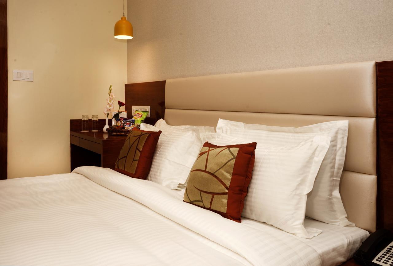 Hotel Amalfi Grand Patna  Habitación foto